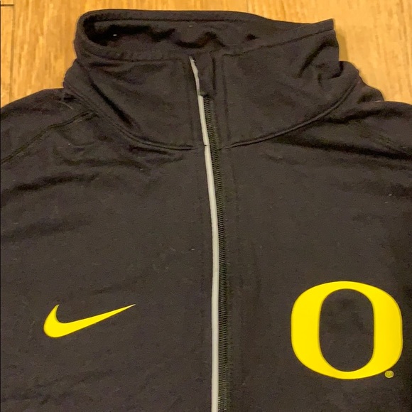 Nike 1/4 Zip Pullover - Picture 5 of 6